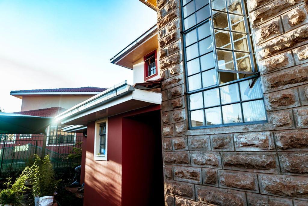 Fourways Junction Villa 1 Nairobi Bagian luar foto