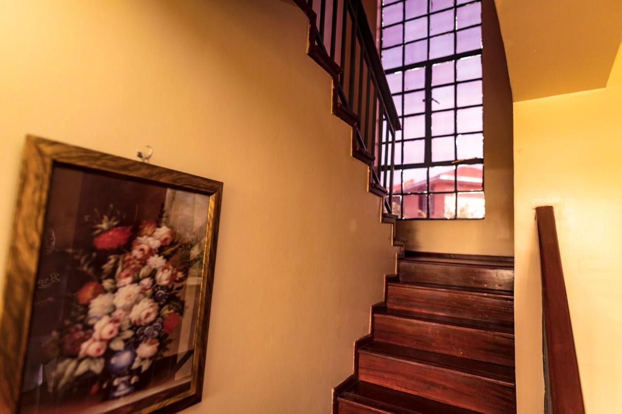 Fourways Junction Villa 1 Nairobi Bagian luar foto